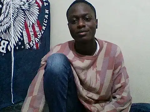 Snapshot of sexy4348 chatting on 10/31/25, 08:43 sexy4348 online show from 10/31/25, 08:43