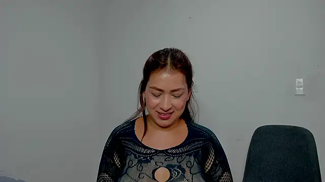 Snapshot of Miaa_Garcia chatting on 11/15/25, 10:15 Miaa Garcia online show from 11/15/25, 10:15