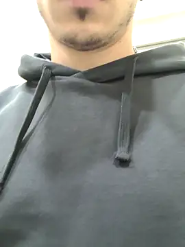 Snapshot of sevvvvsevvvv1 chatting on 11/21/25, 11:31 sevvvvsevvvv1 online show from 11/21/25, 11:31