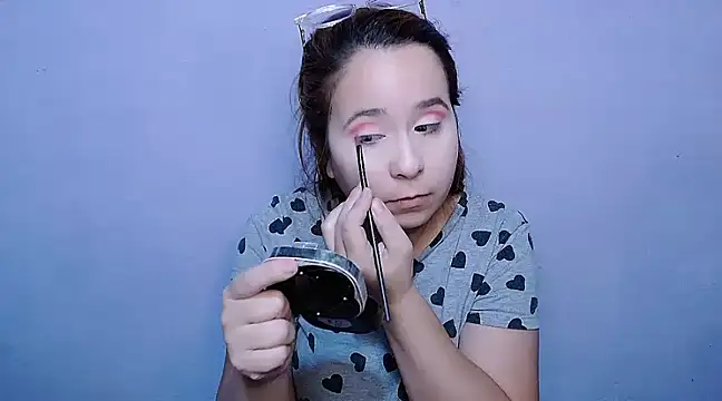 Snapshot of SubLayla01 chatting on 12/07/24, 06:37 SubLayla01 online show from 12/07/24, 06:37