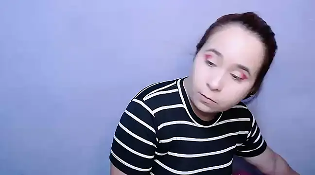 Snapshot of SubLayla01 chatting on 01/24/25, 05:53 SubLayla01 online show from 01/24/25, 05:53