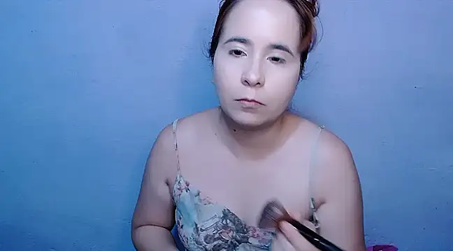 Snapshot of SubLayla01 chatting on 01/27/25, 05:48 SubLayla01 online show from 01/27/25, 05:48