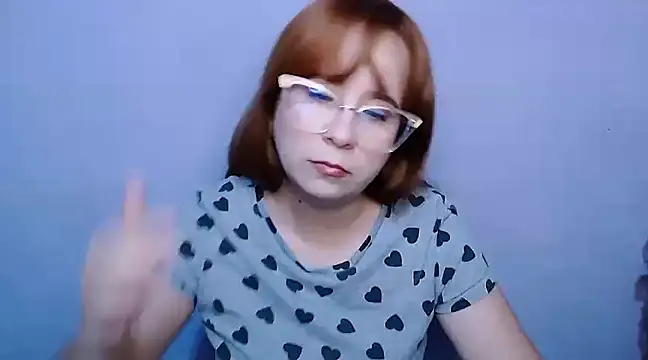 Snapshot of SubLayla01 chatting on 02/15/25, 08:43 SubLayla01 online show from 02/15/25, 08:43