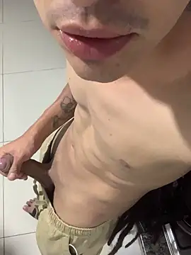 Snapshot of JovenDesobediente chatting on 09/12/25, 04:56 JovenDesobediente online show from 09/12/25, 04:56