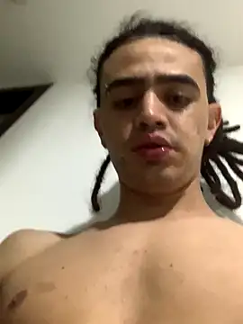 Snapshot of JovenDesobediente chatting on 10/01/25, 06:41 JovenDesobediente online show from 10/01/25, 06:41