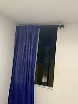 Snapshot of JovenDesobediente chatting on 04/23/26, 04:14 JovenDesobediente online show from 04/23/26, 04:14