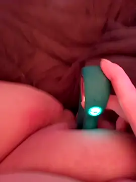 Snapshot of missthickness35_Pika chatting on 12/16/24, 09:35 missthickness35 Pika online show from 12/16/24, 09:35