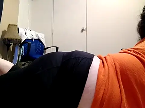 Snapshot of missthickness35_Pika chatting on 11/09/25, 06:39 missthickness35 Pika online show from 11/09/25, 06:39