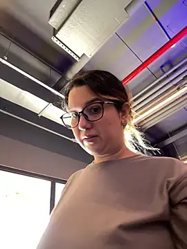 amooraaamoon online show from 09/12/25, 11:10