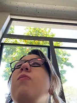 amooraaamoon online show from 09/29/25, 12:43