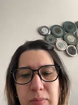 amooraaamoon online show from 12/22/25, 10:56