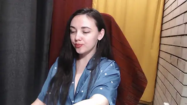 Snapshot of StacyMind chatting on 04/14/26, 06:14 StacyMind online show from 04/14/26, 06:14