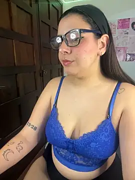 Snapshot of agoosvokk chatting on 09/20/25, 12:55 agoosvokk online show from 09/20/25, 12:55