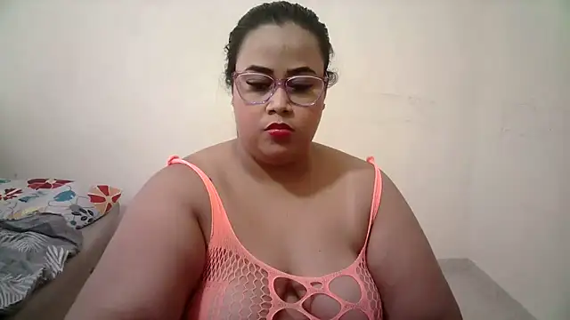 Snapshot of abril_sexy04 chatting on 03/04/26, 02:23 abril sexy04 online show from 03/04/26, 02:23