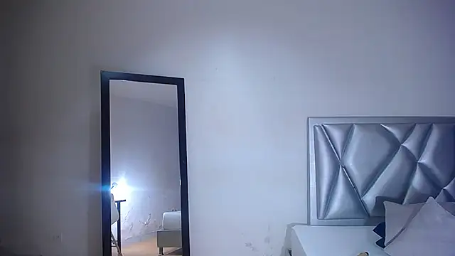 exotic karmella online show from 11/22/25, 10:20