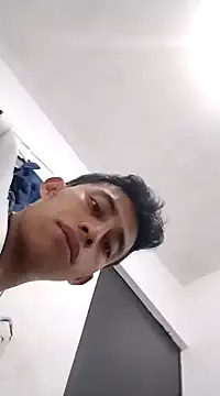 Snapshot of Flaquito_pitudo chatting on 12/17/24, 08:34 Flaquito pitudo online show from 12/17/24, 08:34