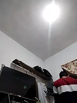 Snapshot of Flaquito_pitudo chatting on 12/21/24, 10:51 Flaquito pitudo online show from 12/21/24, 10:51