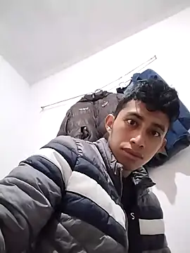 Snapshot of Flaquito_pitudo chatting on 12/22/24, 04:17 Flaquito pitudo online show from 12/22/24, 04:17