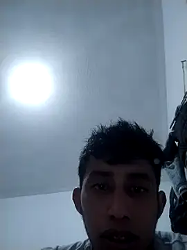 Snapshot of Flaquito_pitudo chatting on 12/30/24, 02:09 Flaquito pitudo online show from 12/30/24, 02:09