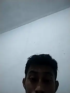 Snapshot of Flaquito_pitudo chatting on 01/01/25, 01:37 Flaquito pitudo online show from 01/01/25, 01:37