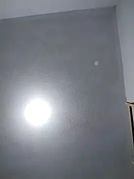 Snapshot of Flaquito_pitudo chatting on 01/01/25, 10:00 Flaquito pitudo online show from 01/01/25, 10:00