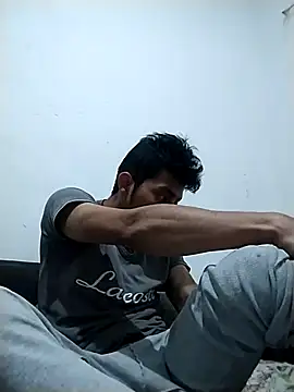 Snapshot of Flaquito_pitudo chatting on 01/02/25, 05:24 Flaquito pitudo online show from 01/02/25, 05:24