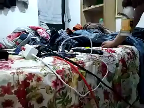 Snapshot of Flaquito_pitudo chatting on 03/18/25, 06:25 Flaquito pitudo online show from 03/18/25, 06:25