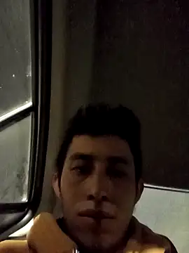 Snapshot of Flaquito_pitudo chatting on 11/29/25, 09:45 Flaquito pitudo online show from 11/29/25, 09:45