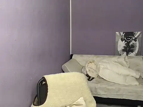 so shy online show from 10/30/25, 07:21