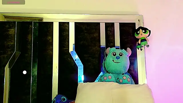 Snapshot of honey_skin chatting on 04/02/26, 07:06 honey skin online show from 04/02/26, 07:06