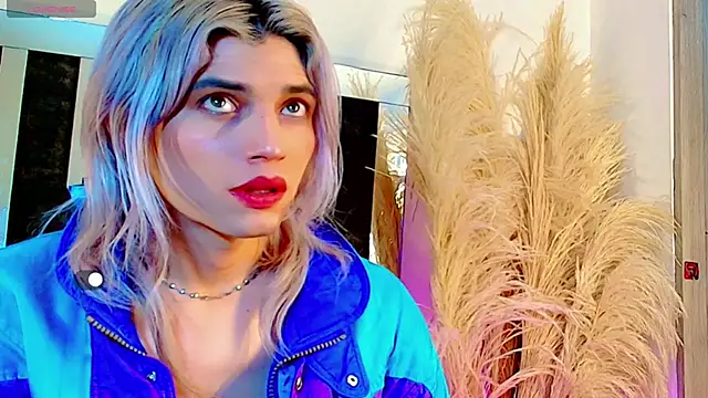 Snapshot of honey_skin chatting on 04/12/26, 08:14 honey skin online show from 04/12/26, 08:14