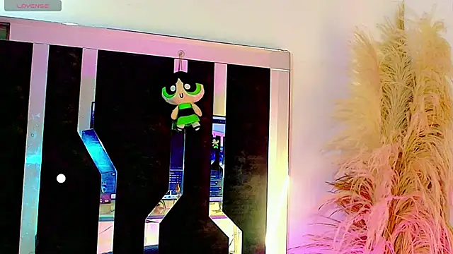 Snapshot of honey_skin chatting on 04/16/26, 07:25 honey skin online show from 04/16/26, 07:25