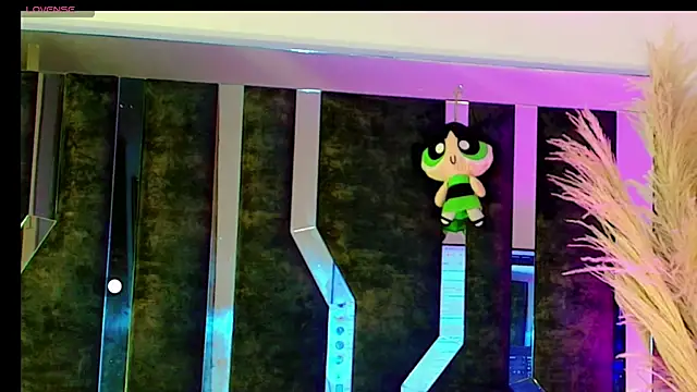 Snapshot of honey_skin chatting on 04/18/26, 09:59 honey skin online show from 04/18/26, 09:59