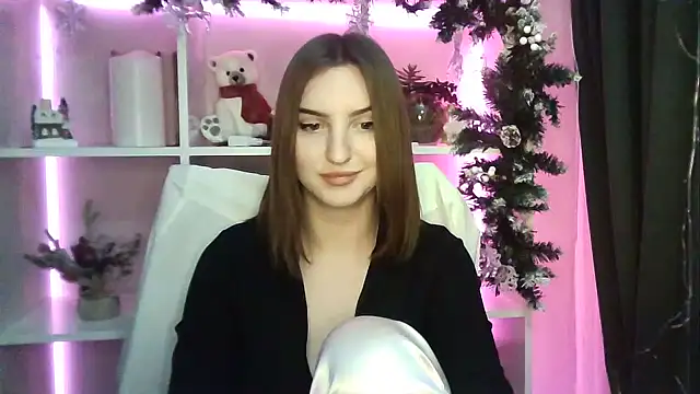 X Alisa online show from 12/30/24, 07:53