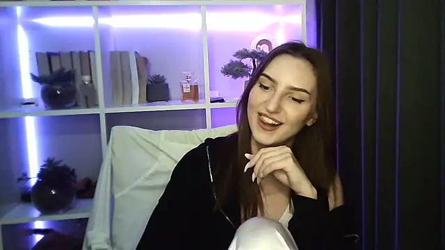 X Alisa online show from 09/30/25, 07:30