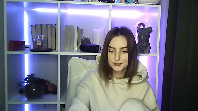 Snapshot of X_Alisa chatting on 11/24/25, 07:24 X Alisa online show from 11/24/25, 07:24