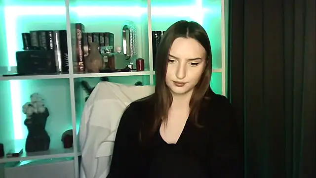 X Alisa online show from 02/13/26, 08:16