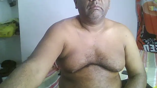 Snapshot of Beargryzzly chatting on 01/28/25, 08:26 Beargryzzly online show from 01/28/25, 08:26