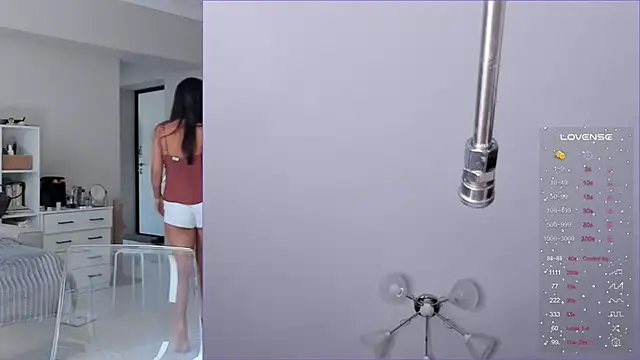 Snapshot of jane_sui chatting on 04/13/26, 04:07 jane sui online show from 04/13/26, 04:07