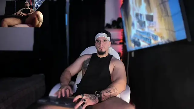 kingbear777 online show from 12/22/24, 01:34