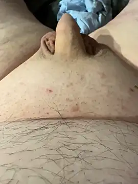 Snapshot of henes188 chatting on 03/12/25, 09:24 henes188 online show from 03/12/25, 09:24