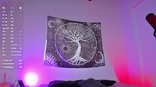 Snapshot of AramJoness chatting on 03/14/25, 04:30 AramJoness online show from 03/14/25, 04:30