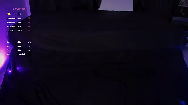 Snapshot of AramJoness chatting on 11/13/25, 07:46 AramJoness online show from 11/13/25, 07:46