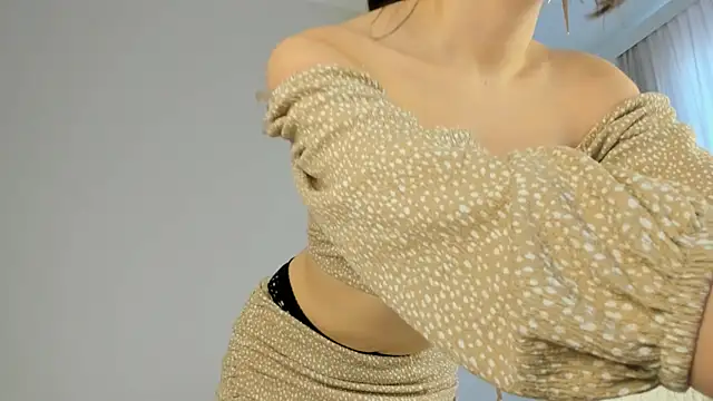 Snapshot of jose_lyn chatting on 11/23/25, 04:56 jose lyn online show from 11/23/25, 04:56