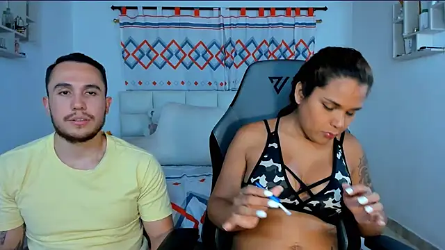 xxx sweet couple  online show from 12/10/24, 03:52