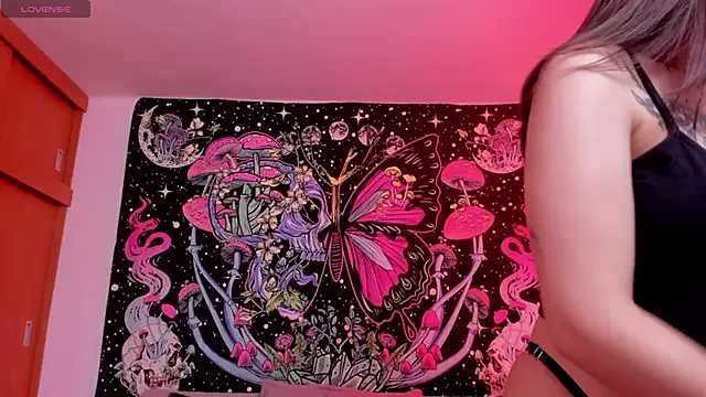 Snapshot of aciddollhell chatting on 04/16/26, 11:07 aciddollhell online show from 04/16/26, 11:07