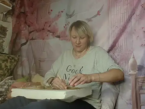 ElenaMaeer online show from 09/20/25, 06:31