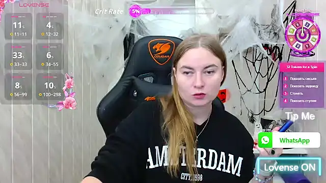 ElenaMaeer online show from 10/18/25, 08:15