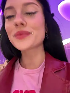 Melissa crazy online show from 12/07/24, 07:21