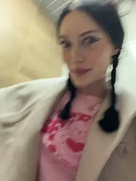 Snapshot of Melissa_crazy chatting on 03/12/26, 04:13 Melissa crazy online show from 03/12/26, 04:13